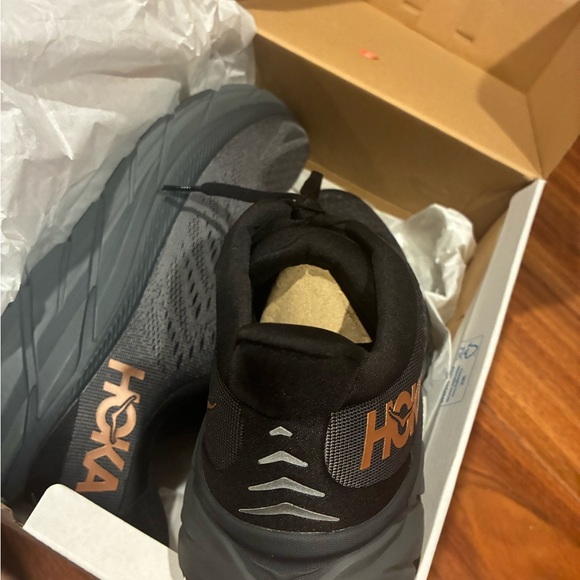 HOKA Clifton 8 Brand New in Box Running Shoes - Picture 5 of 6